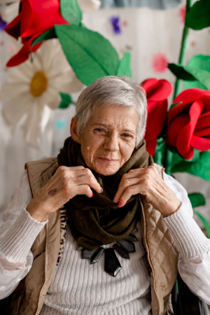 DOLORES AZISE OLIVEIRA